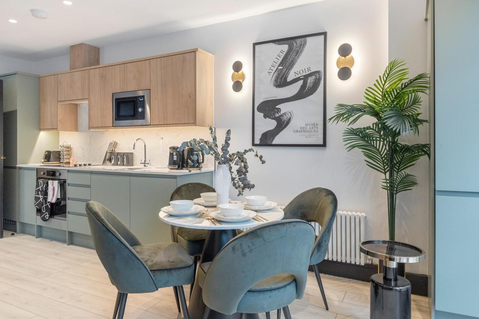 Апартаменти Unwind In Style 2Br With Cozy Backyard For Groups Лондон Екстер'єр фото
